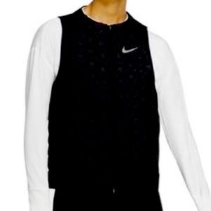 Nike Women's Aeroloft Vest-Black